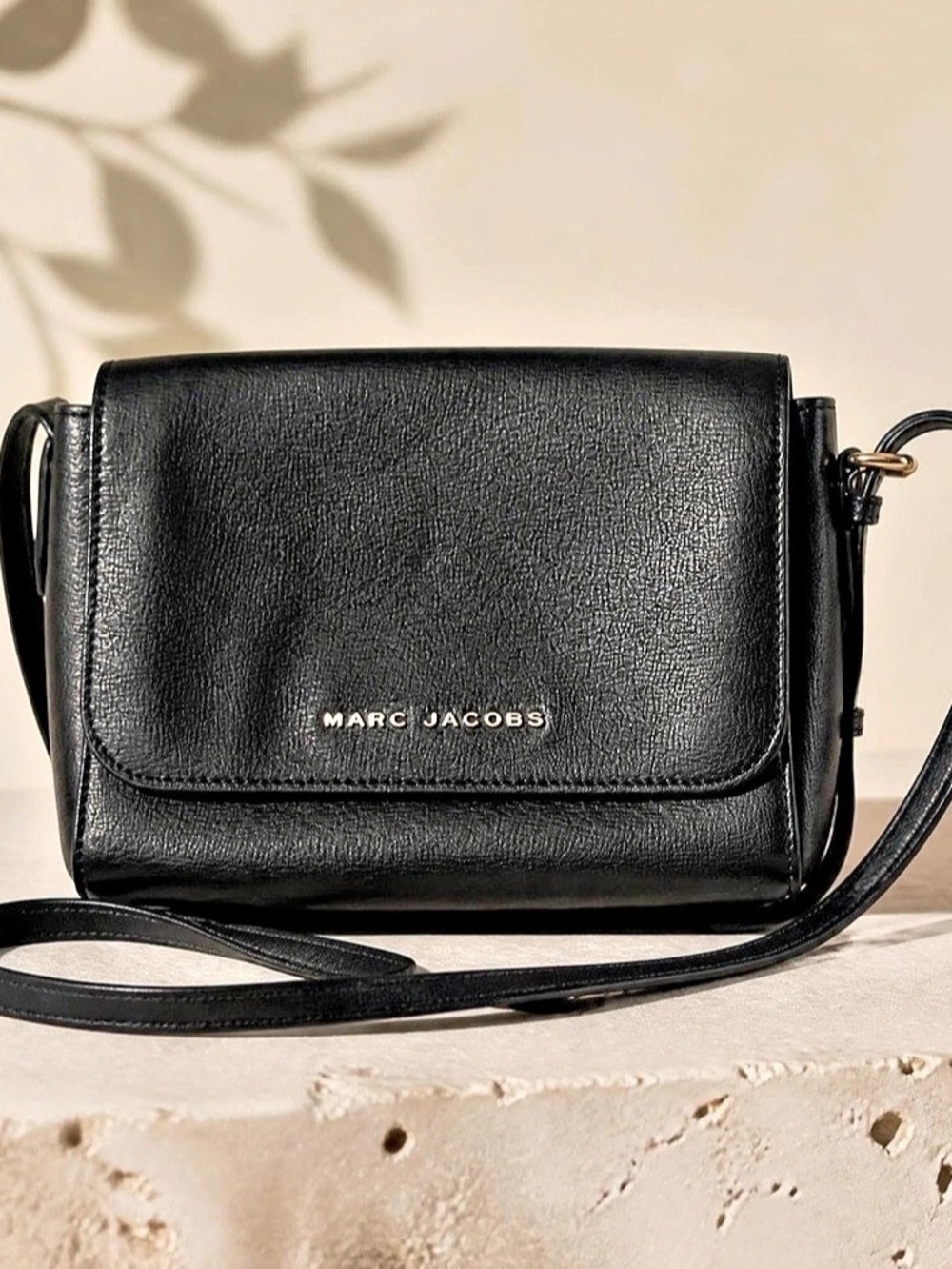 Marc Jacobs Commuter Medium Crossbody Bag Black | Designer Purse Minimalist